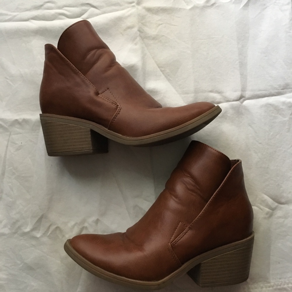 Apt 9 Booties